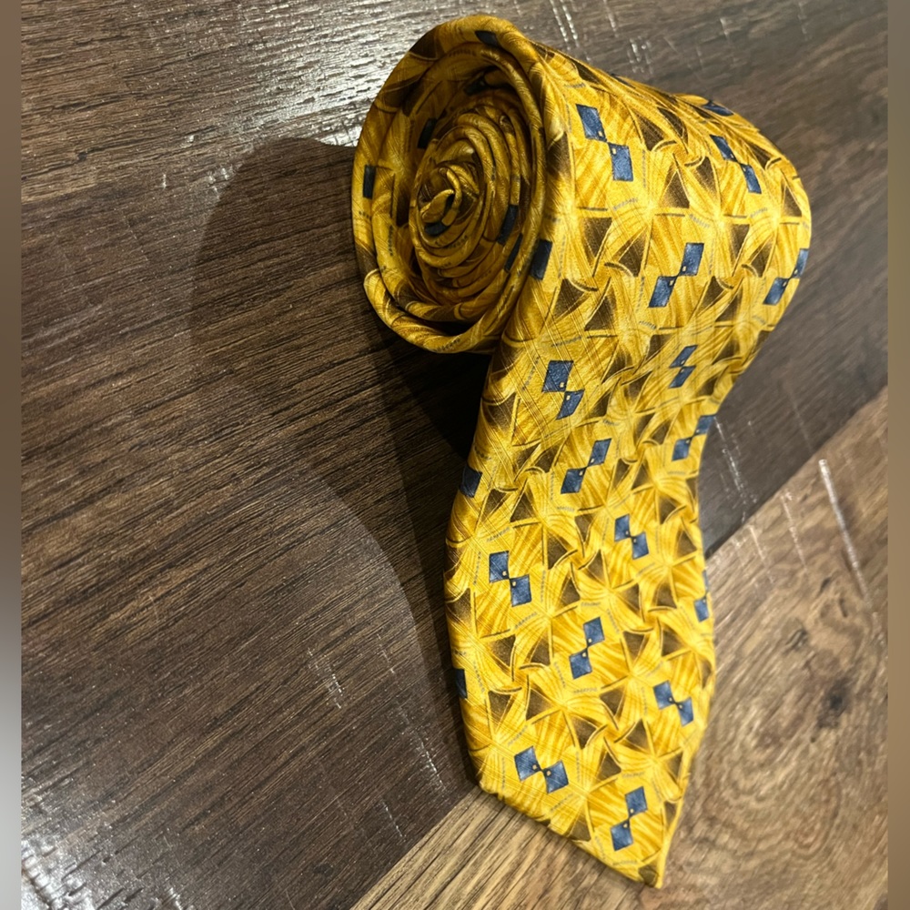 Robert Talbott Best Of Class Gold Silk Tie USA Made
